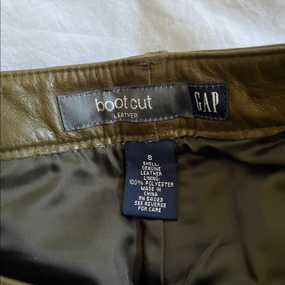 Gap Y2K 2000 Bootcut Real genuine Leather Pants Olive Green Army size 8 - Picture 2 of 5